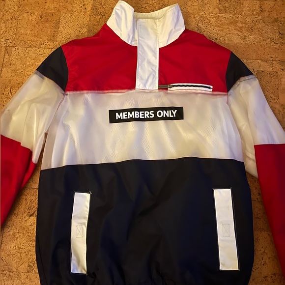 Members Only Half zip - Picture 2 of 7